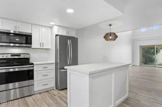 Photo #1: 6444100 Listing