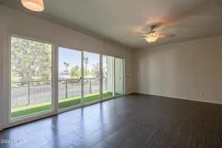 Photo #4: 6444275 Listing