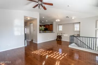 Photo #4: 6444442 Listing