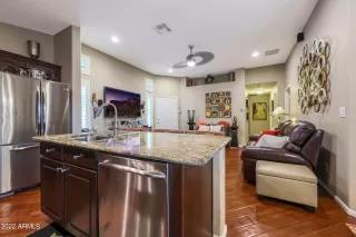 Photo #4: 6444485 Listing 