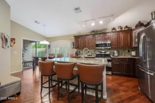 Photo #6: 6444485 Listing 