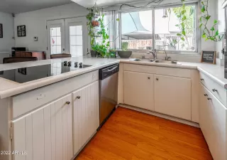 Photo #4: 6444554 Listing 