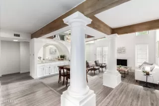 Photo #5: 6444801 Listing