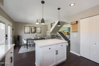 Photo #5: 6444842 Listing 