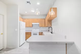 Photo #4: 6444907 Listing