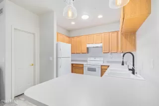 Photo #5: 6444907 Listing