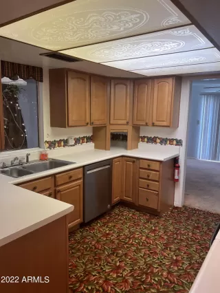 Photo #4: 6444985 Listing