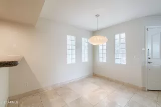 Photo #5: 6444990 Listing 