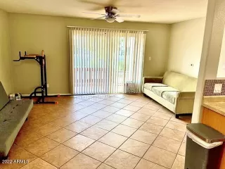 Photo #5: 6445022 Listing