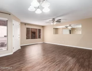 Photo #5: 6445050 Listing 