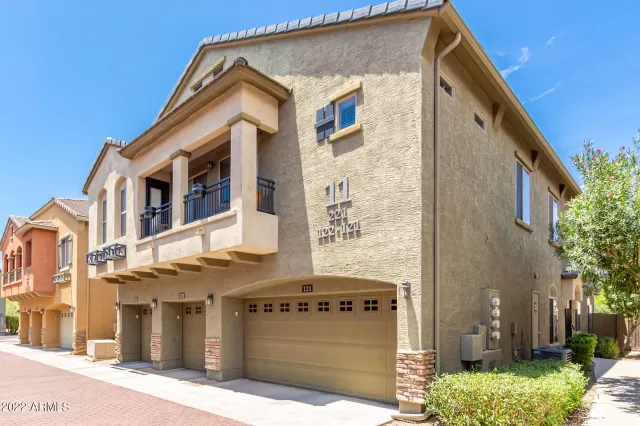 MLS: 6445314 Condo For Sale