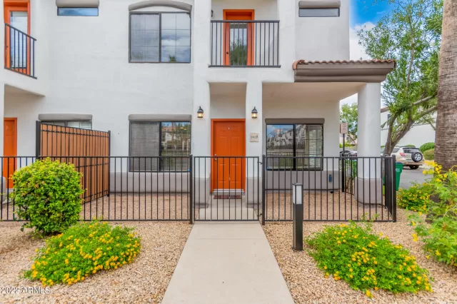 MLS: 6445354 Condo For Sale
