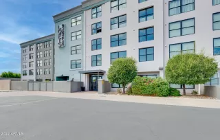 Photo #3: 6445525 Listing 