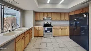 Photo #2: 6445707 Listing