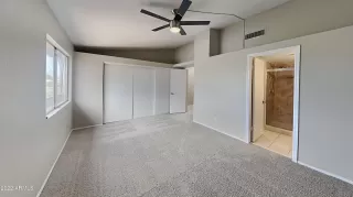 Photo #4: 6445707 Listing