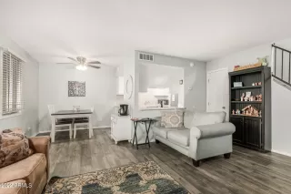 Photo #5: 6445724 Listing