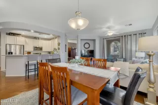 Photo #5: 6445803 Listing