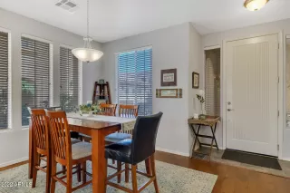 Photo #6: 6445803 Listing