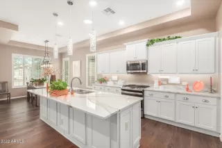 Photo #1: 6446046 Listing