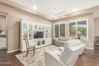 Photo #4: 6446046 Listing