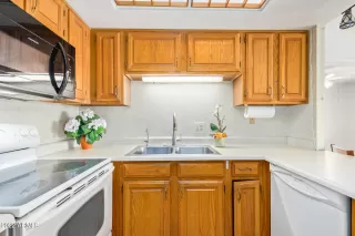 Photo #1: 6446066 Listing