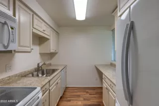 Photo #2: 6446099 Listing 