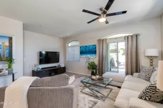 Photo #5: 6446120 Listing 