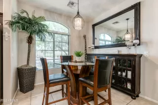 Photo #6: 6446120 Listing 