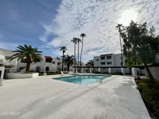 Photo #3: 6446404 Listing