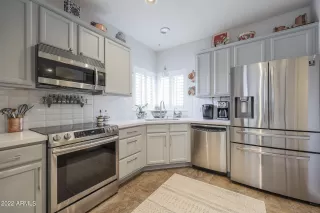 Photo #1: 6446630 Listing