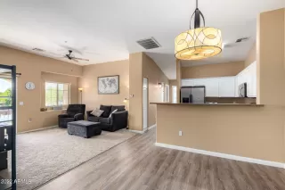 Photo #5: 6446652 Listing