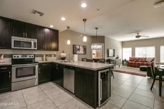 Photo #1: 6446832 Listing