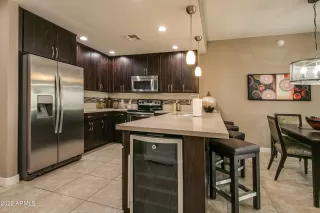 Photo #4: 6446832 Listing