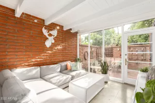 Photo #3: 6446865 Listing