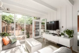 Photo #4: 6446865 Listing