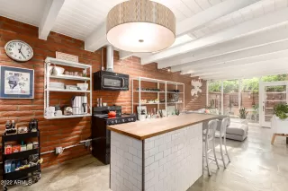 Photo #6: 6446865 Listing