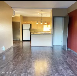 Photo #2: 6446882 Listing 