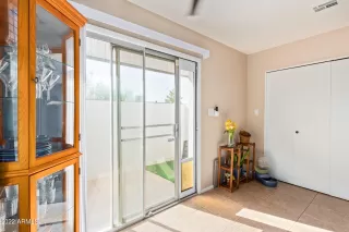 Photo #5: 6446949 Listing