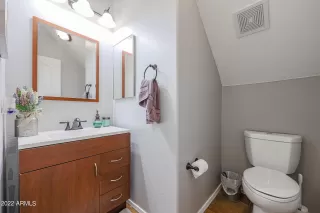 Photo #5: 6447220 Listing 