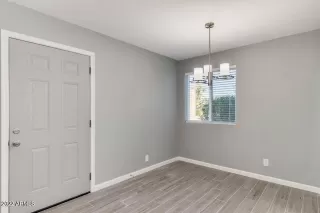 Photo #6: 6447501 Listing 