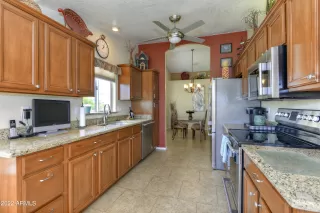 Photo #5: 6447622 Listing 