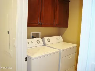 Photo #2: 6447768 Listing