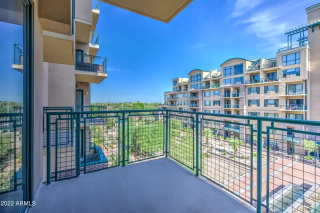 MLS: 6447913 Condo For Sale