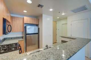 Photo #4: 6447913 Listing 