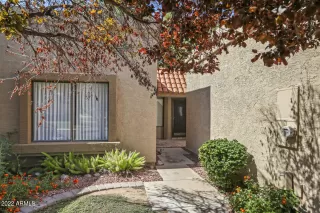 Photo #2: 6447932 Listing