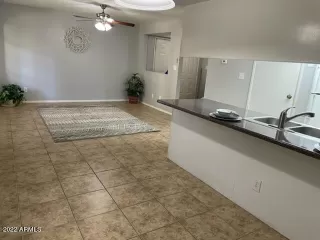 Photo #6: 6448054 Listing