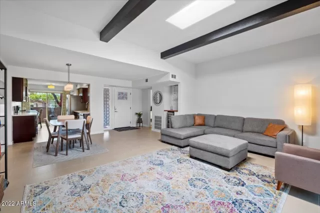 MLS: 6448110 Condo For Sale