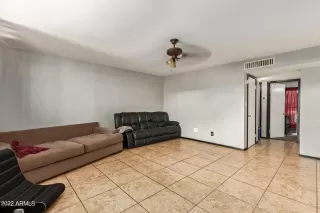 Photo #3: 6448125 Listing 