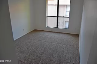 Photo #6: 6448149 Listing