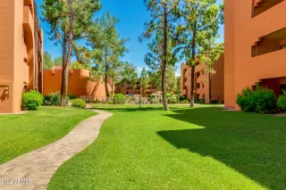 Photo #6: 6448167 Listing 